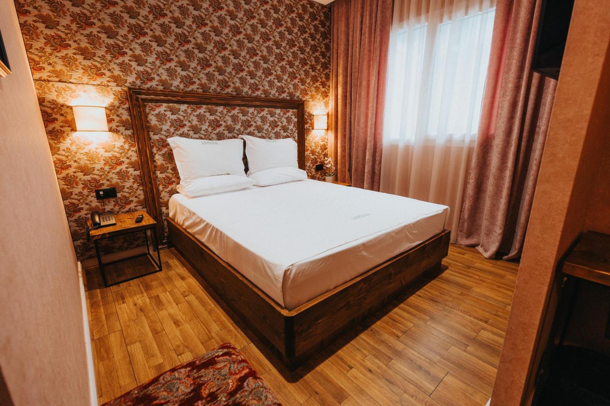 Ledina Hotel Орикум Экстерьер фото